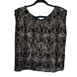 Alice &‎ Olivia shirt velvet lace overlay loned large sleeveless